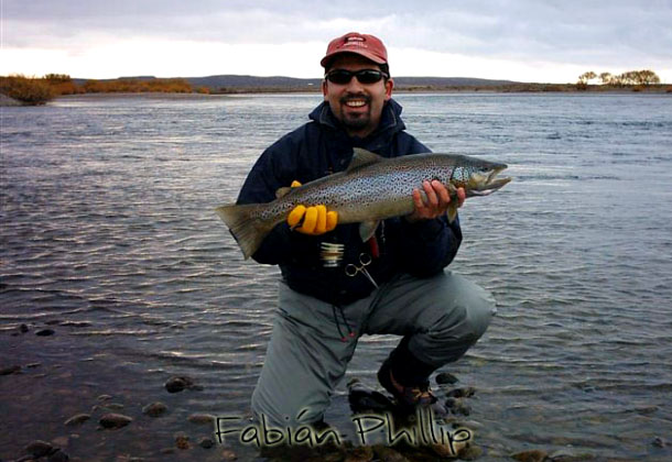 Flotar el Ro Limay