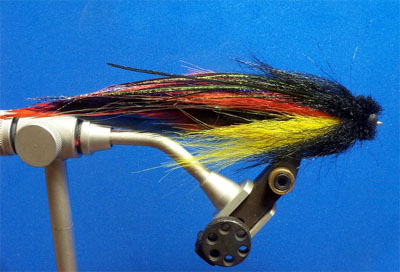 Foto 1: Deceiver con cabeza tipo Muddler y Laed Eyes