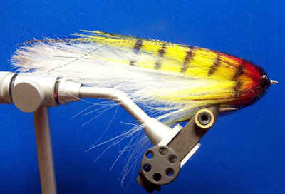 Mojarra de plumas de Ñandu y brush de Craft Four y bead chains