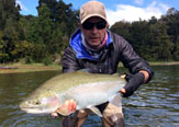 Al Pescador Anónimo.