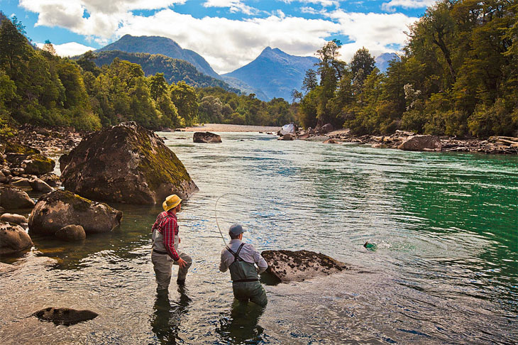 El regreso a los ros salmoneros de Chile