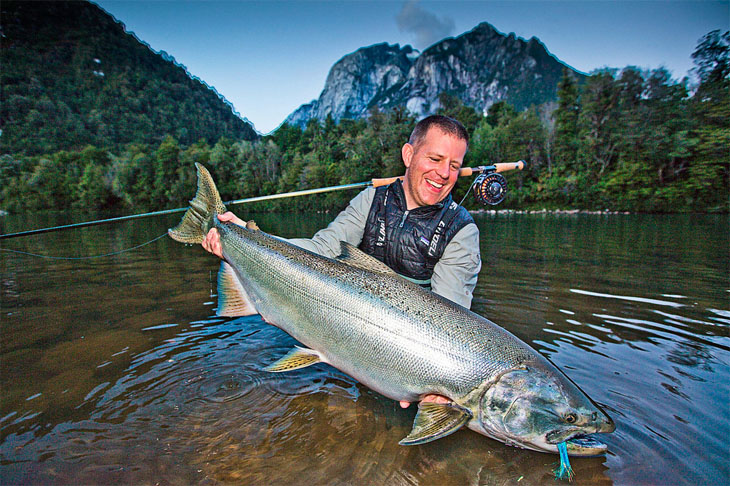 El regreso a los ros salmoneros de Chile