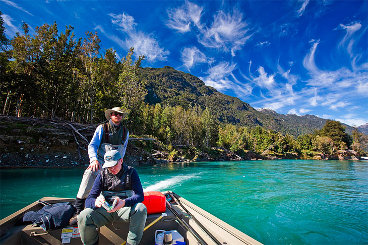 El regreso a los ros salmoneros de Chile