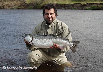 Expedicin binacional de aventuras y pesca: Ushuaia / Isla Riesco