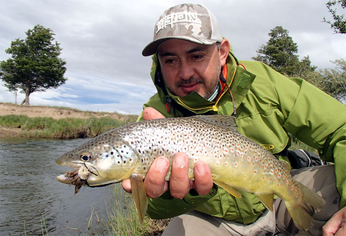 Ratones y sus imitaciones para la pesca con mosca en aguas de la Patagonia