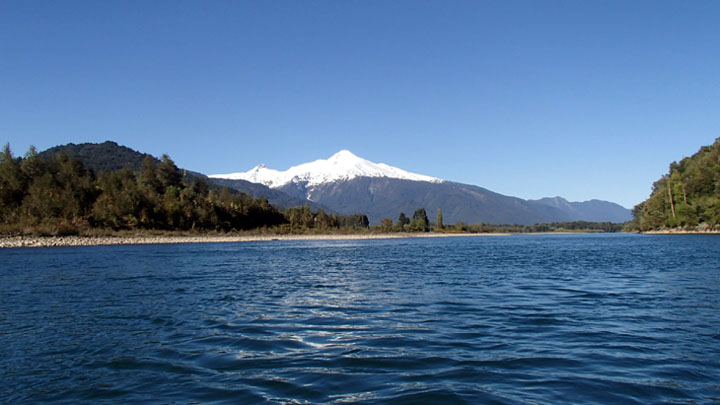 Inicio de Temporada en Rio Puelo, La Entrada a la Patagonia en Chile